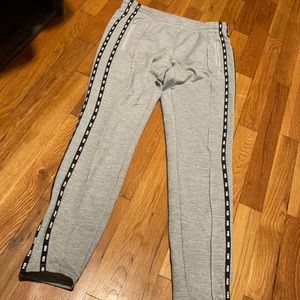 Victoria’s Secret women pants
